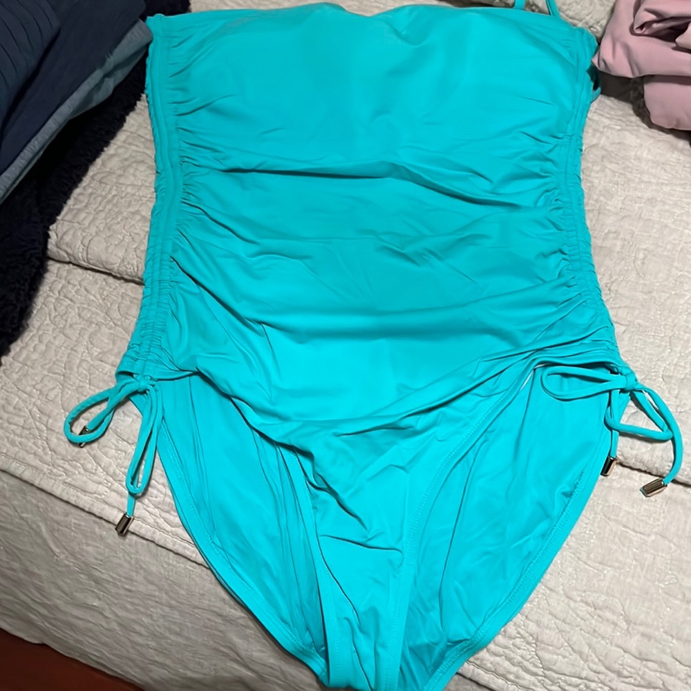 La Blanca swimsuit 1pc